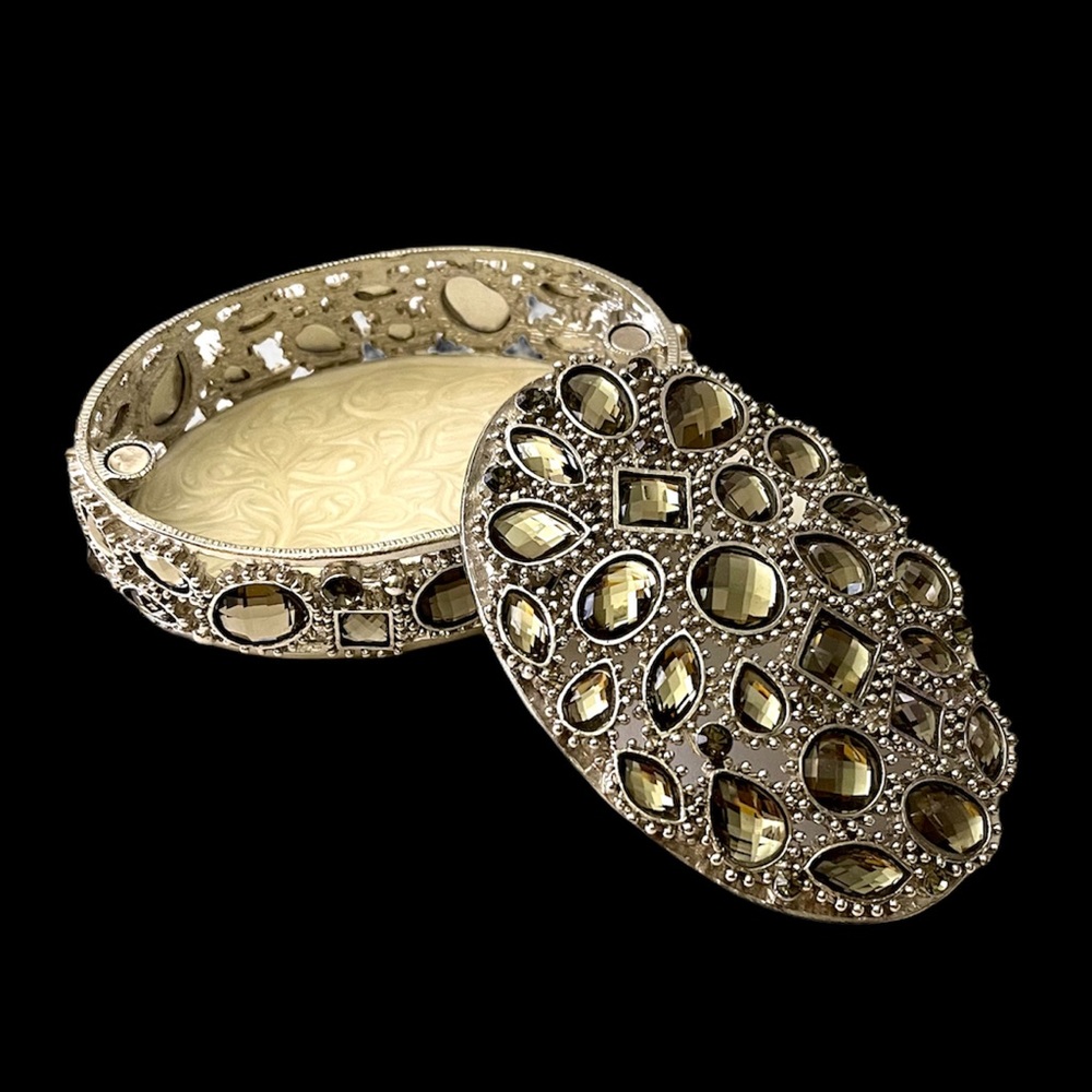BEJEWELED MAGNETIZED JEWELRY BOX - Picture 5 of 11
